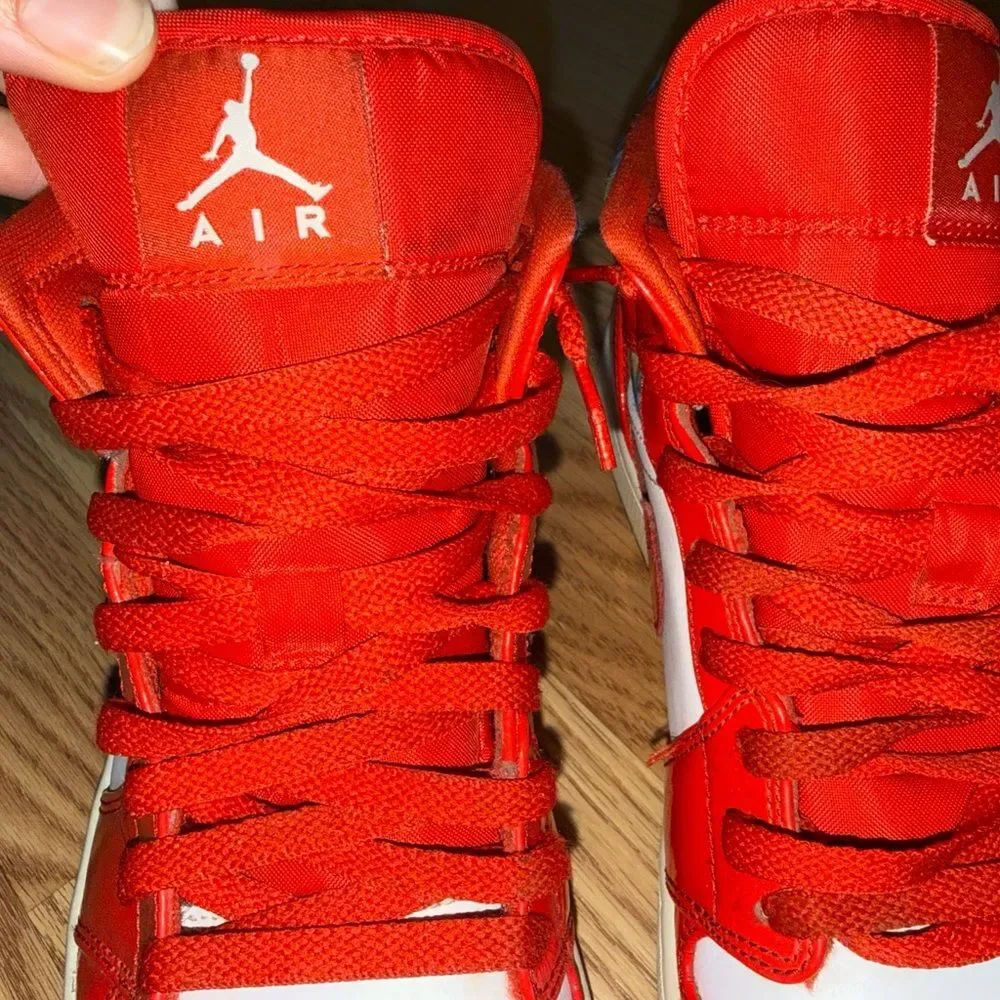Jordan selling pair